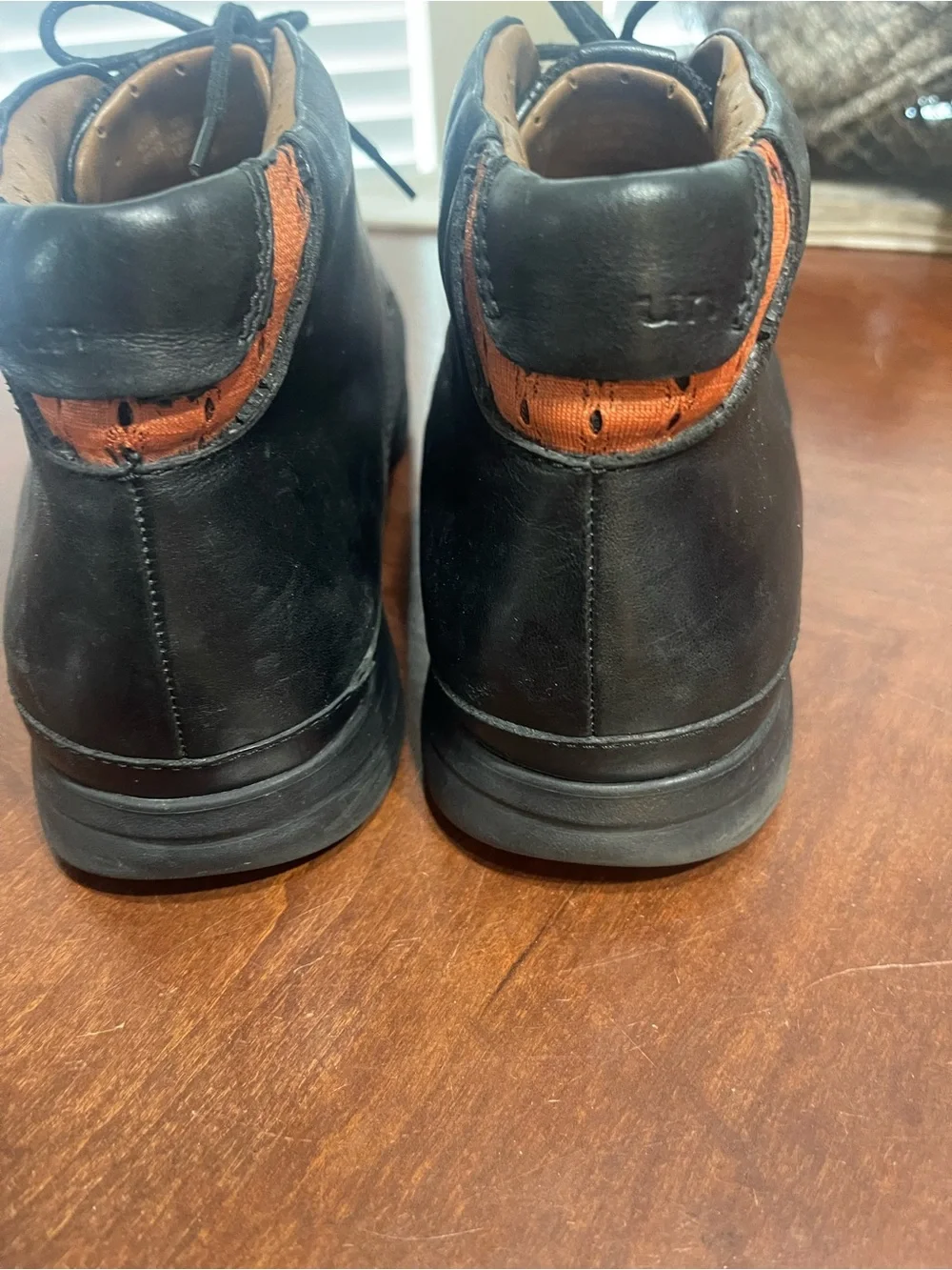 Clarks hard non